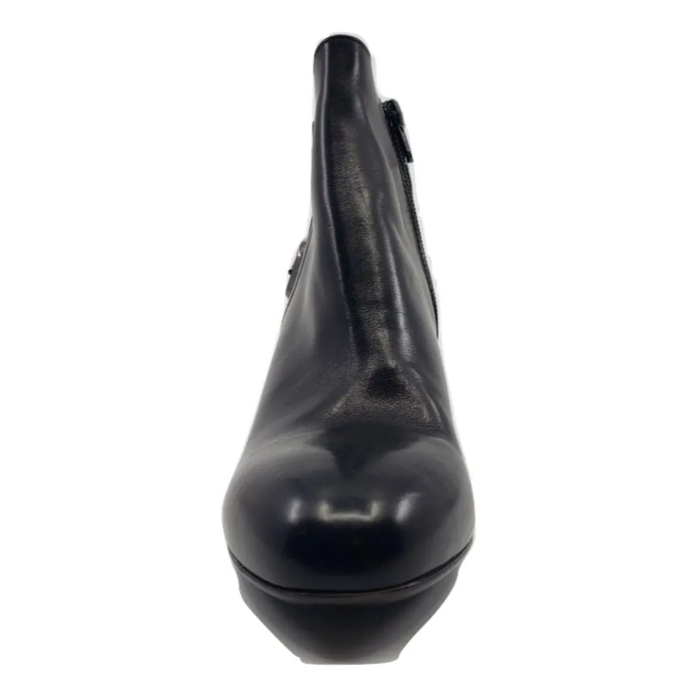 D204516 RCK AGL Black Leather Ankle Boots