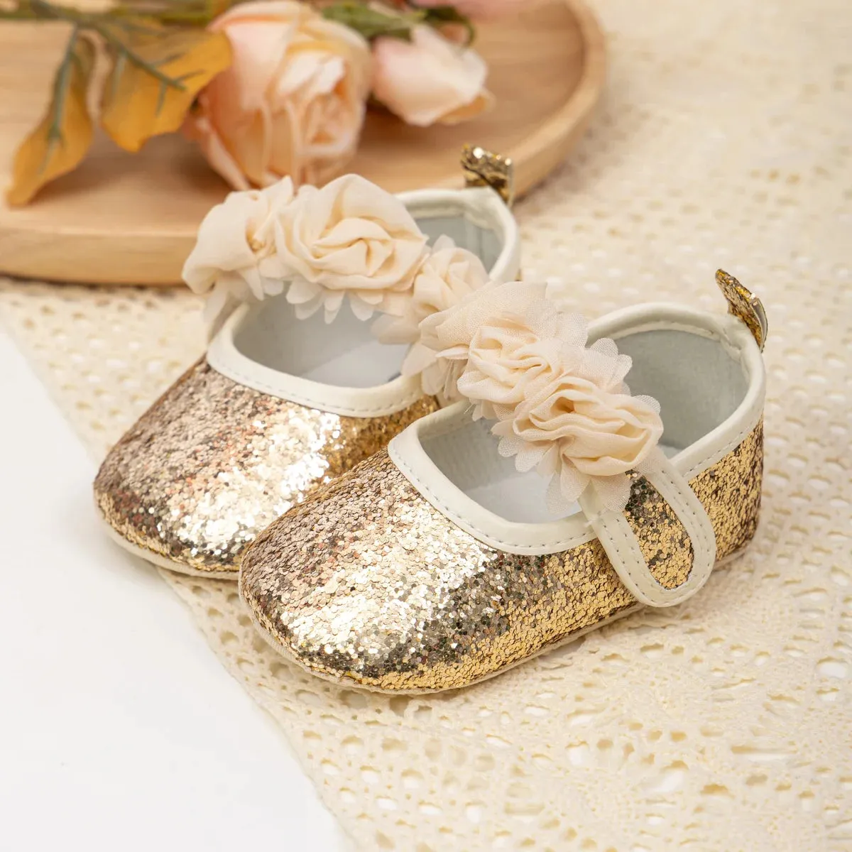 First Walkers Cotton Bottom Non-slip Flower Lace Shoes