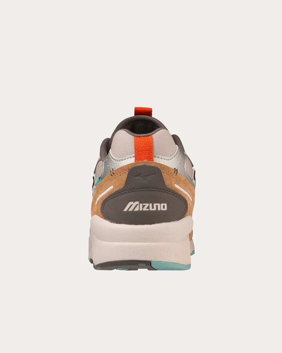 Sky Medal B White Sand / Magnet / Tiger's Eye Low Top Sneakers